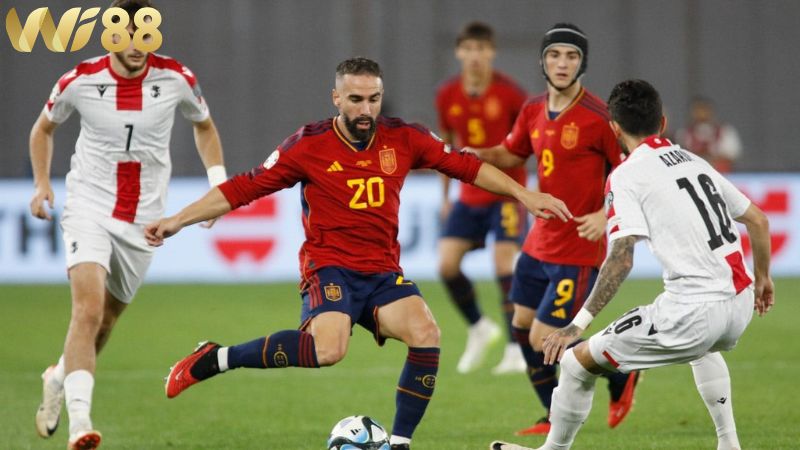 Lịch sử đối đầu giữa hai đội