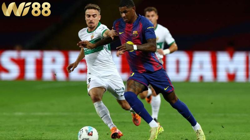 Lịch sử đối đầu giữa hai đội