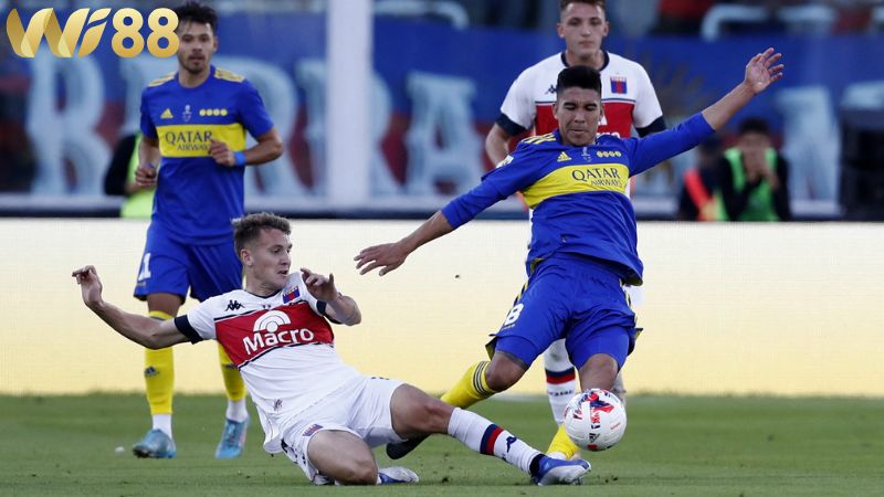 Lịch sử đối đầu giữa hai đội