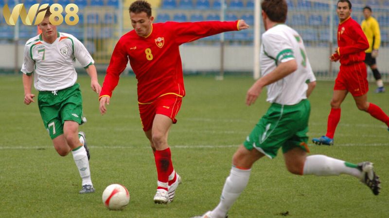 Lịch sử đối đầu giữa hai đội