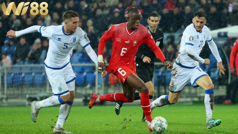 Lịch sử đối đầu giữa hai đội