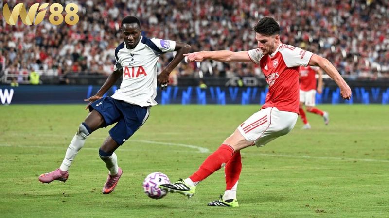 Lịch sử đối đầu giữa hai đội