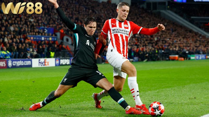 Lịch sử đối đầu giữa hai đội